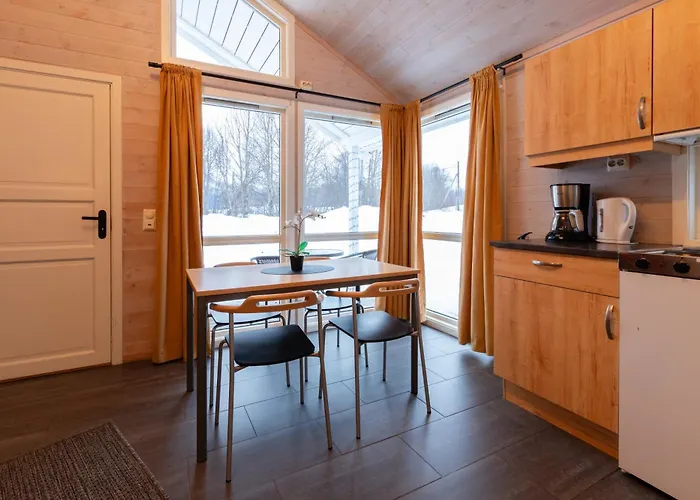 롯지&캠핑 트롬쇠